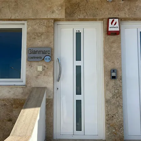 Sunset And Seaview No 1 Apartman Mellieħa